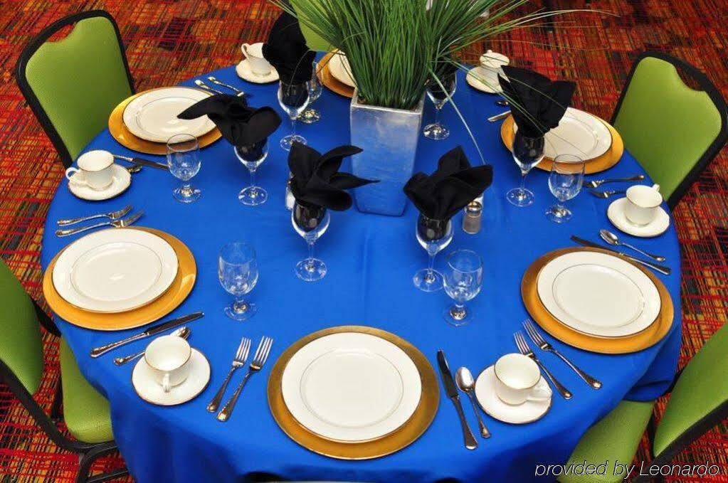 Holiday Inn Express & Suites Dayton South - I-675 By Ihg Shanersville Exteriör bild